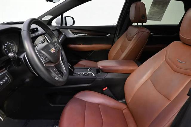 2025 Cadillac XT5 AWD Sport