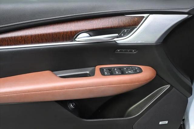 2025 Cadillac XT5 AWD Sport