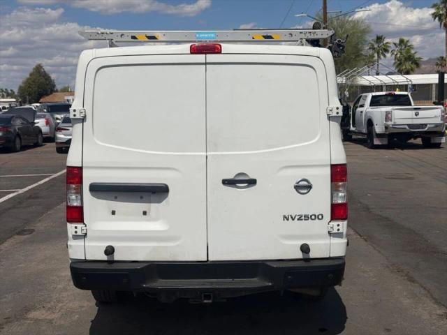 2020 Nissan 2500 SV Standard Roof V8