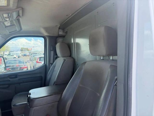 2020 Nissan 2500 SV Standard Roof V8
