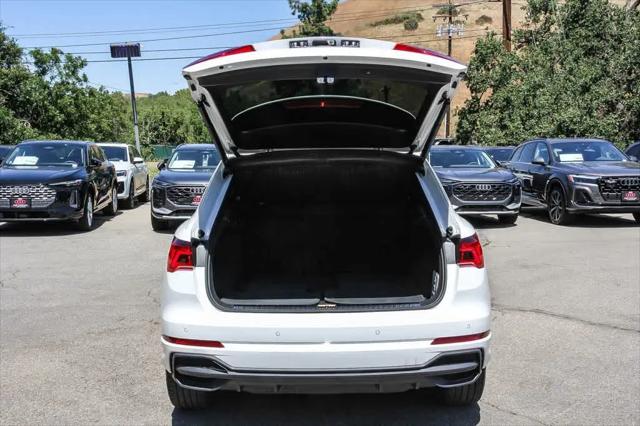2023 Audi Q3 Premium 45 TFSI S line quattro Tiptronic