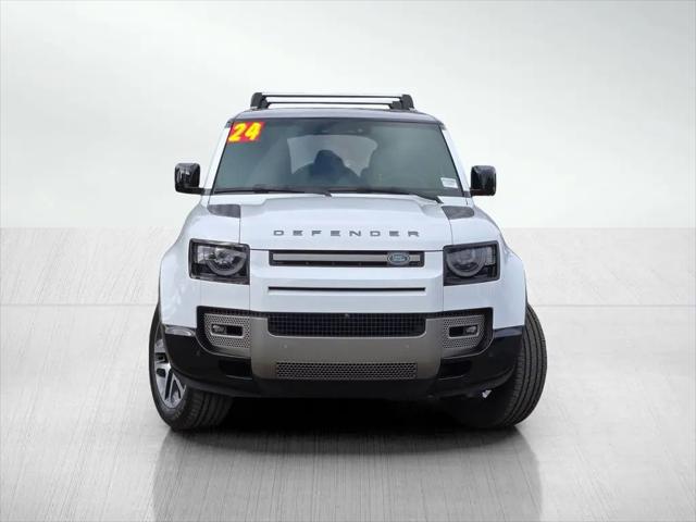 2024 Land Rover Defender 110 P400 X-Dynamic SE