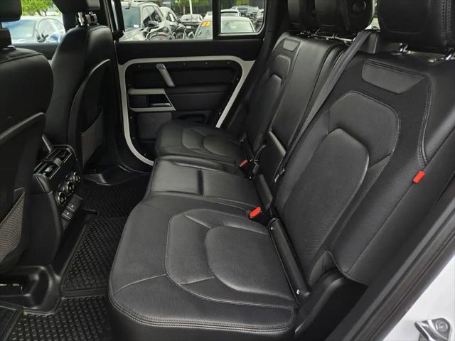 2024 Land Rover Defender 110 P400 X-Dynamic SE