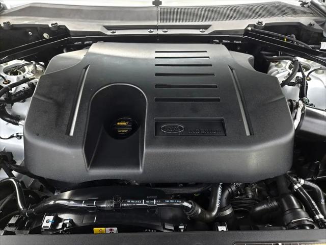 2024 Land Rover Defender 110 P400 X-Dynamic SE