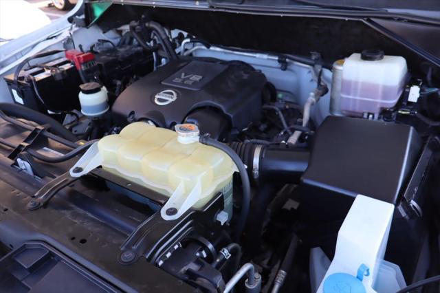 2015 Nissan 3500 SL V8