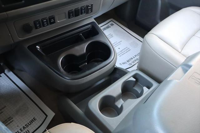 2015 Nissan 3500 SL V8