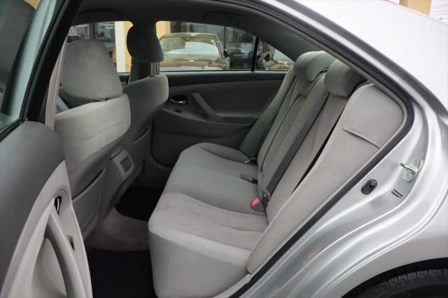 2010 Toyota Camry LE V6