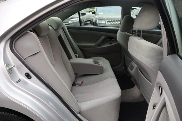 2010 Toyota Camry LE V6