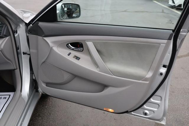 2010 Toyota Camry LE V6