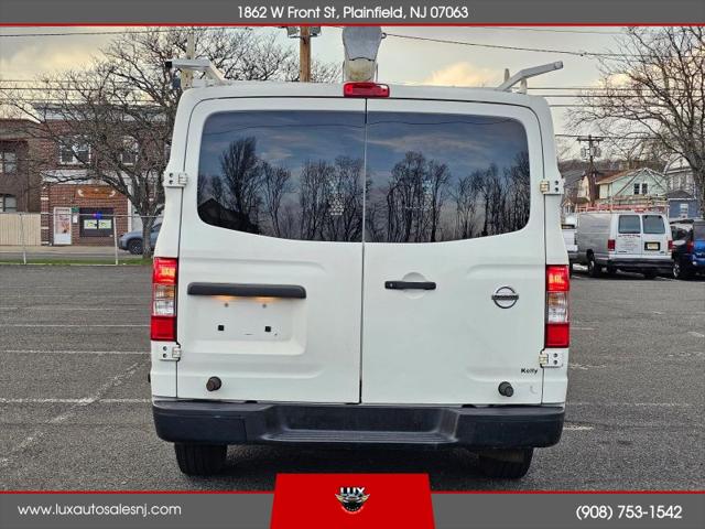 2016 Nissan 1500 S V6