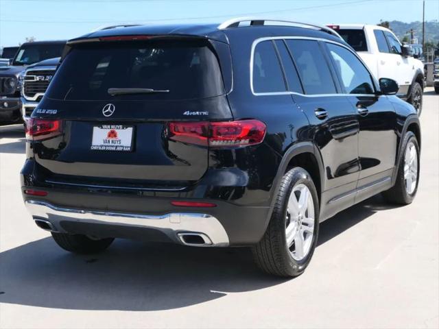 2023 Mercedes-Benz GLB 4MATIC