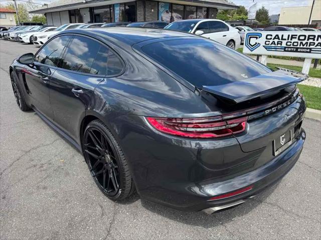 2020 Porsche Panamera Panamera