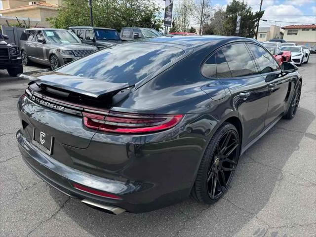 2020 Porsche Panamera Panamera