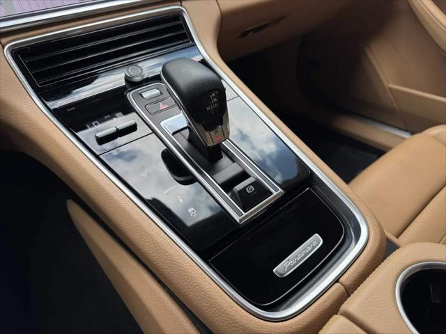 2020 Porsche Panamera Panamera