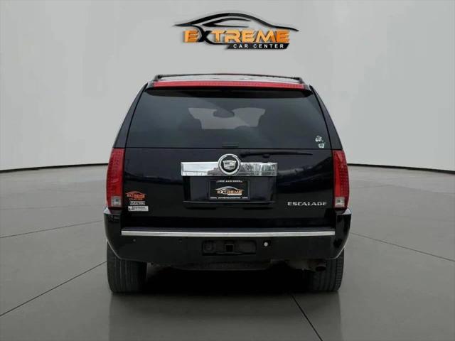 2011 Cadillac Escalade Luxury