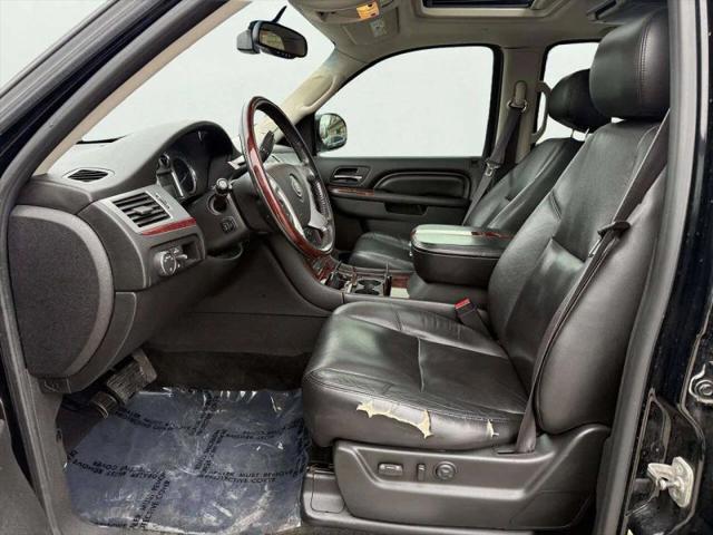 2011 Cadillac Escalade Luxury