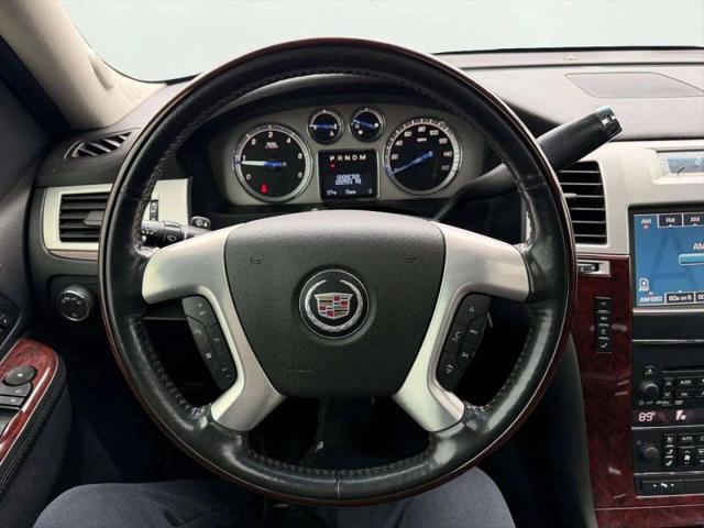 2011 Cadillac Escalade Luxury