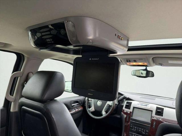 2011 Cadillac Escalade Luxury