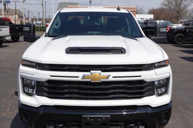 2025 Chevrolet Silverado 2500HD Crew Cab, Long Bed, Custom, 4WD