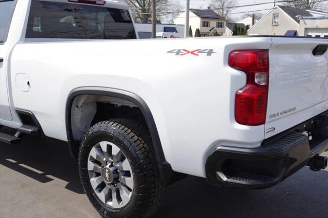 2025 Chevrolet Silverado 2500HD Crew Cab, Long Bed, Custom, 4WD