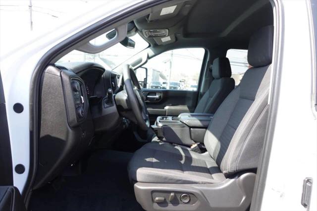 2025 Chevrolet Silverado 2500HD Crew Cab, Long Bed, Custom, 4WD