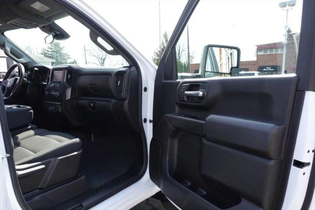 2025 Chevrolet Silverado 2500HD Crew Cab, Long Bed, Custom, 4WD
