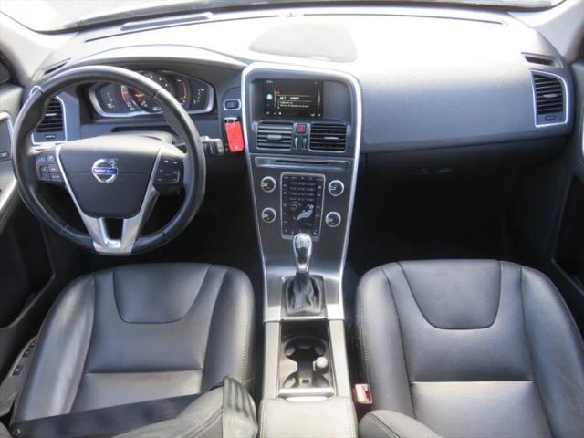 2016 Volvo XC60 T6 Drive-E Platinum