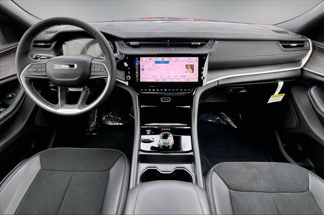 2026 Jeep Grand Cherokee L Altitude 4x4