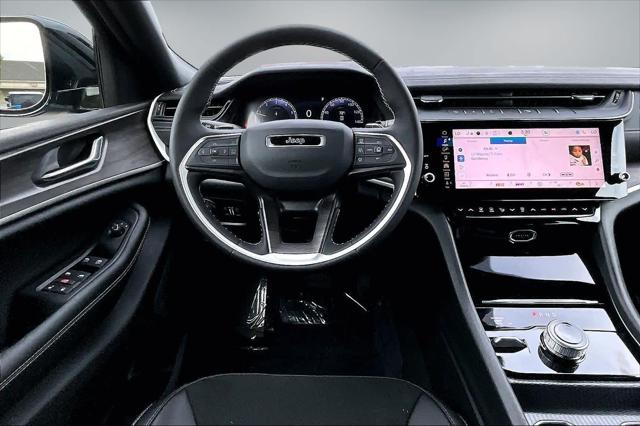 2026 Jeep Grand Cherokee L Altitude 4x4