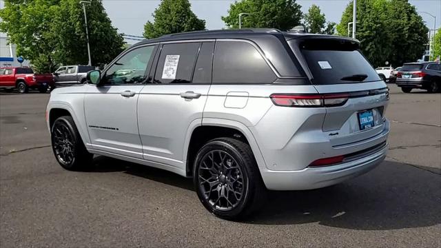 2026 Jeep Grand Cherokee Summit