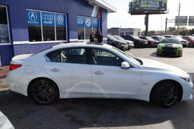 2016 INFINITI Q50 3.0t Red Sport 400