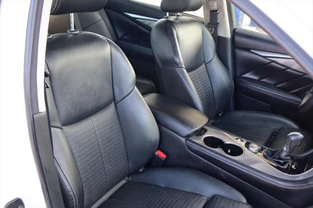 2016 INFINITI Q50 3.0t Red Sport 400