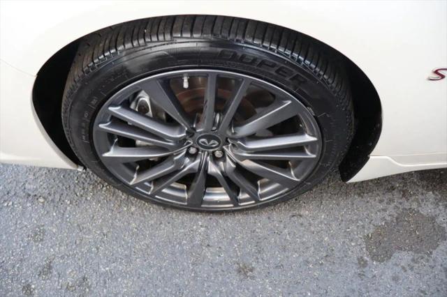 2016 INFINITI Q50 3.0t Red Sport 400