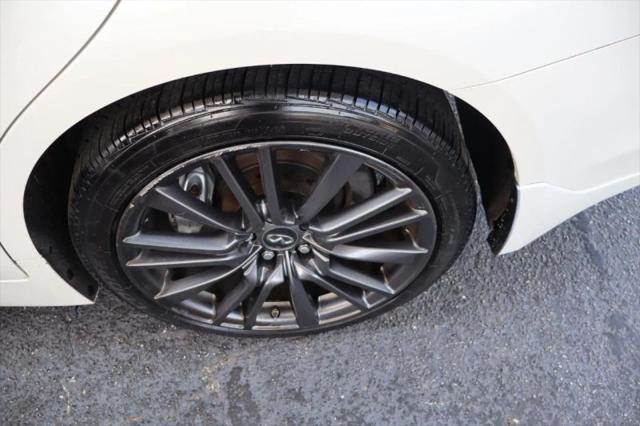 2016 INFINITI Q50 3.0t Red Sport 400