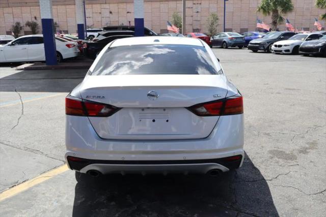 2020 Nissan Altima SL FWD