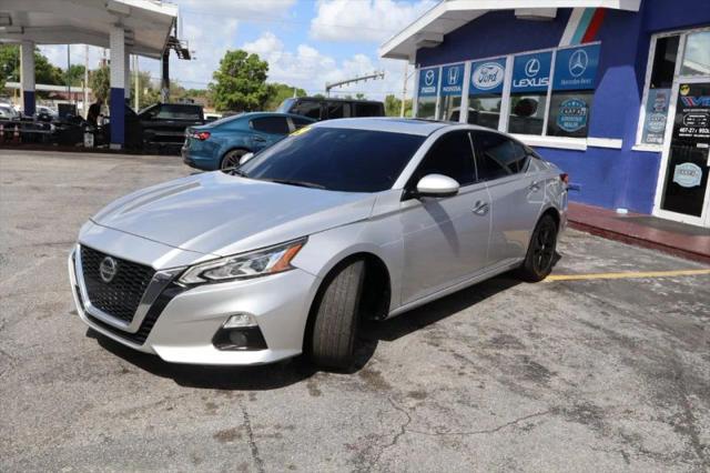 2020 Nissan Altima SL FWD