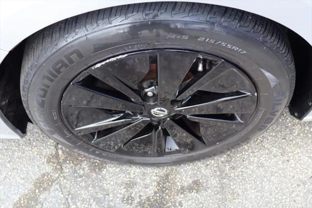 2020 Nissan Altima SL FWD