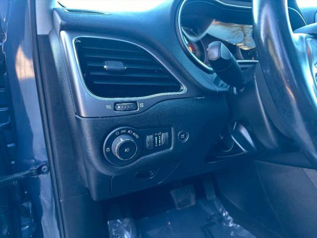 2021 Jeep Cherokee Limited FWD