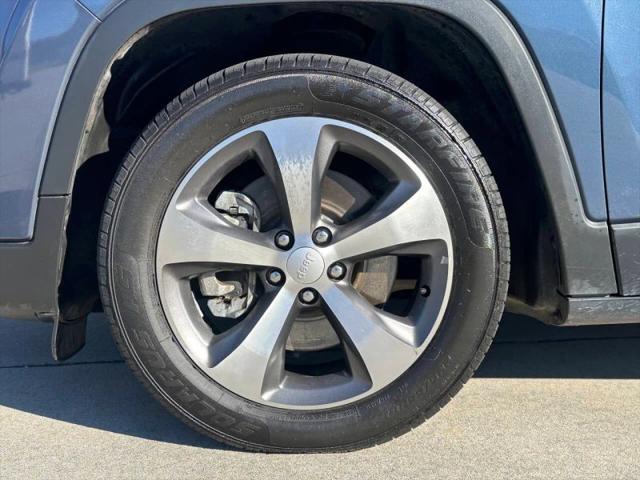2021 Jeep Cherokee Limited FWD