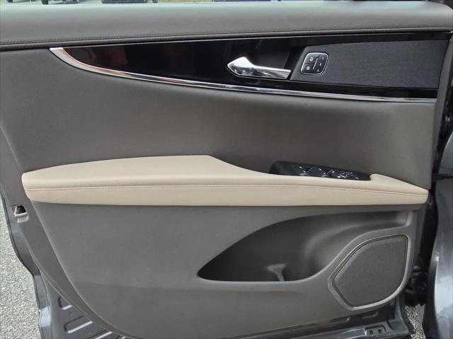 2022 Lincoln Nautilus Standard