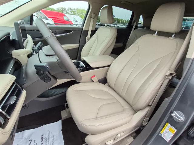 2022 Lincoln Nautilus Standard