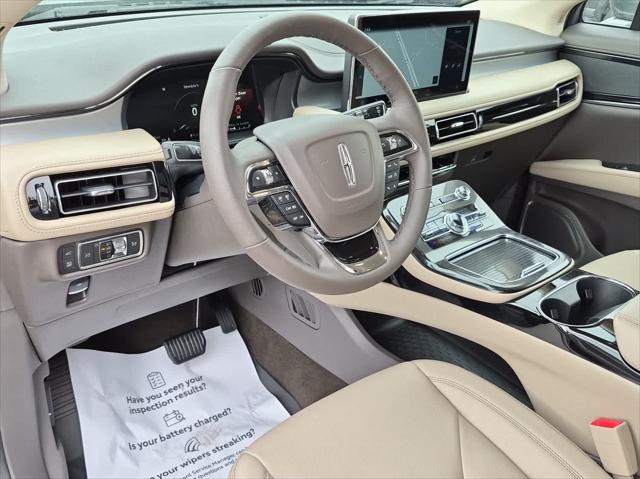 2022 Lincoln Nautilus Standard