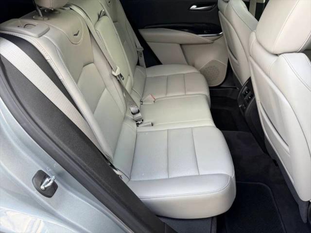 2023 Cadillac XT4 AWD Premium Luxury