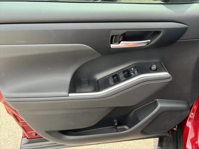 2026 Toyota Highlander XSE