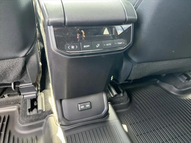 2026 Toyota Highlander XSE