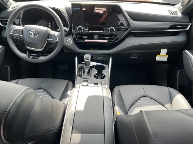 2026 Toyota Highlander XSE