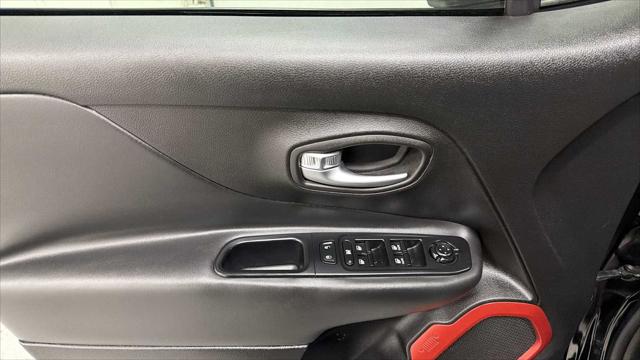 2015 Jeep Renegade Trailhawk