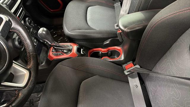 2015 Jeep Renegade Trailhawk