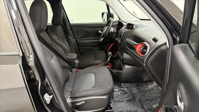 2015 Jeep Renegade Trailhawk