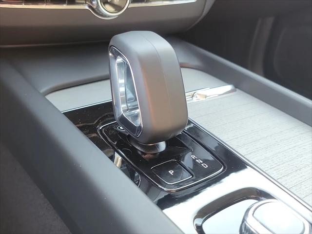 2025 Volvo XC60 Plug-In Hybrid Plus, T8 AWD Electric/Gasoline, Dark